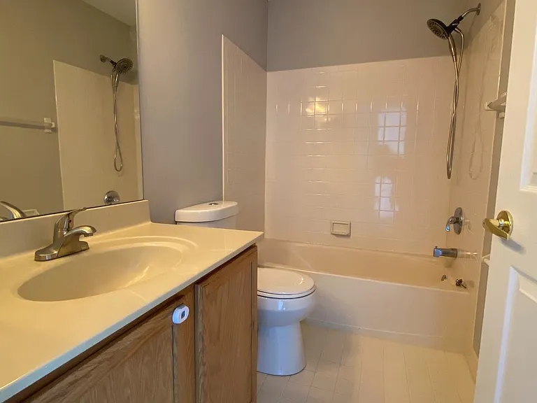 105 Hearthstone Ln — Photo 20