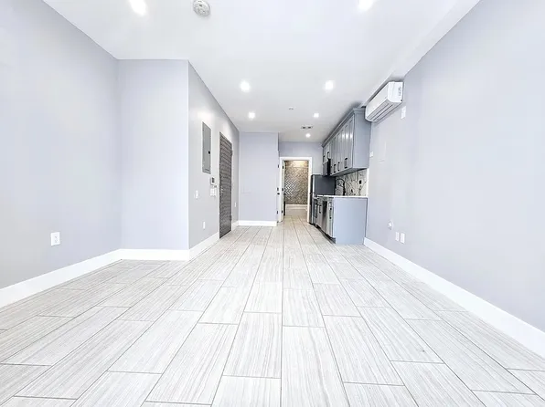 565 Midwood Street 1 image 1 of 7