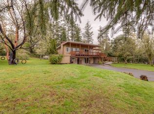 92256 Hummingbird Ln, Warrenton, OR 97146