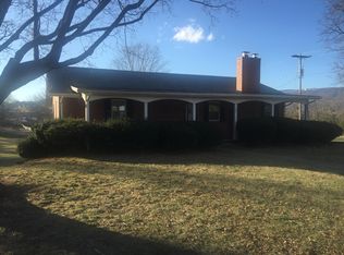 1601 Amy Ln, Salem, VA 24153