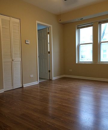 4th image of 4425 N Lawndale Ave APT 1B