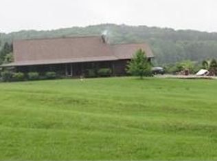 1905 Dieterlen Rd, Henryville, IN 47126