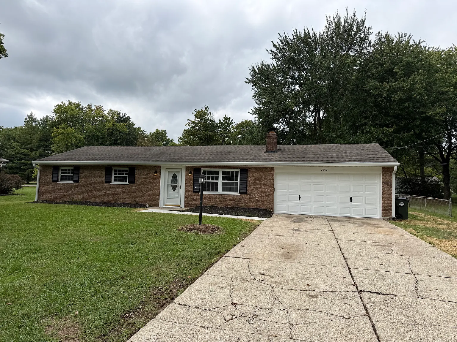 3703 Oakwood Dr — Photo 1