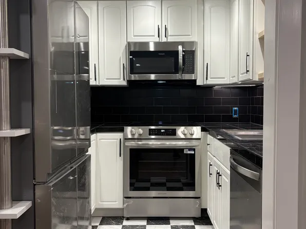 368 Great Rd APT 3, Acton, MA 01720