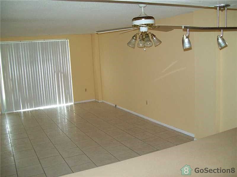 1st image of 15600 NW 7th Ave APT 614