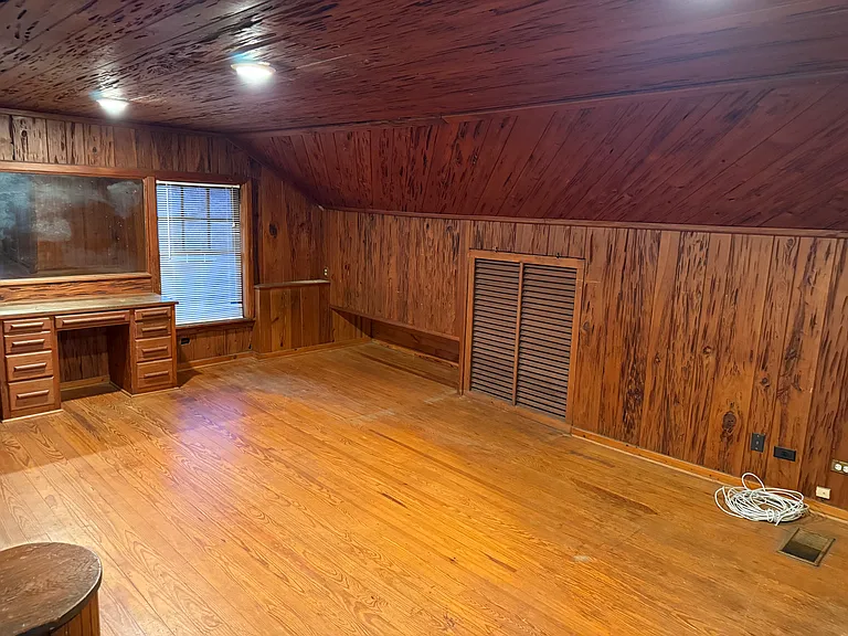1021 Prospect Ave #1 — Photo 4