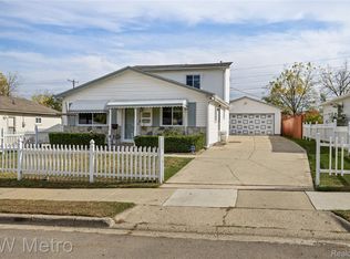 808 Kettering Ave, Pontiac, MI 48340