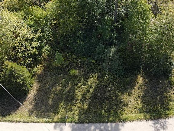 3rd image of 11029 Brittany Dr