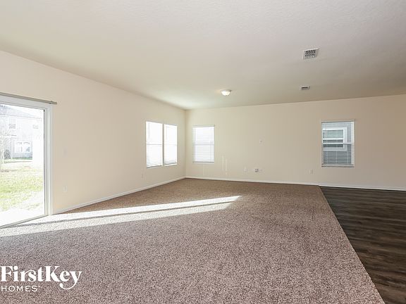 3rd image of 8315 Cape Fox Dr