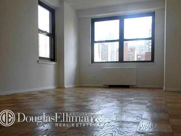 3rd image of 240 E 82nd St APT 6A