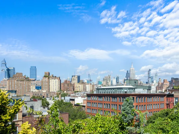 527 Hudson Street image 14 of 24