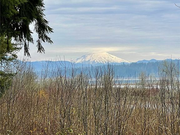 3rd image of 4756 Spirit Lake Highway