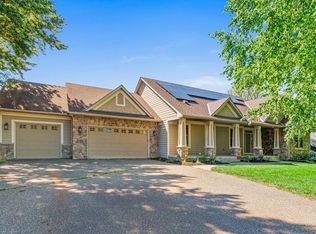 3447 Siems Ct, Arden Hills, MN 55112