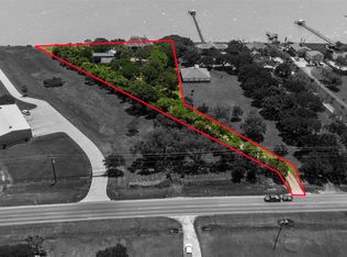 12814 Tri City Beach Rd, Baytown, TX 77523