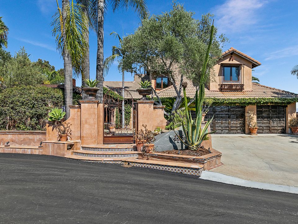 1st image of 11553 Canyon Park Dr