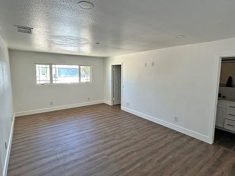 15150 Dakota Rd — Photo 22