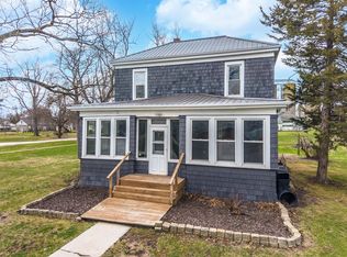 26 Lafayette St, Saunemin, IL
