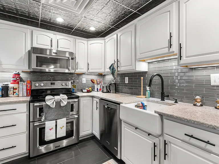 205-11 N 4th St #F5 — Photo 14