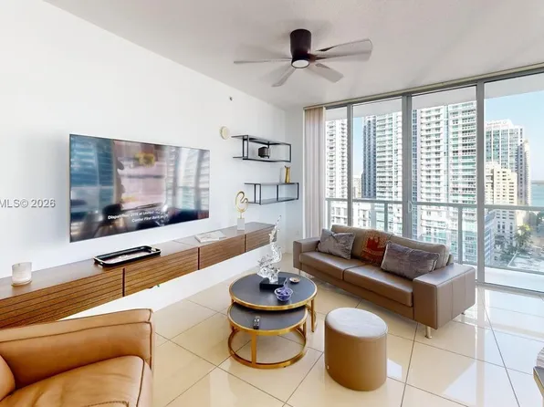 79 SW 12th St, Miami, FL