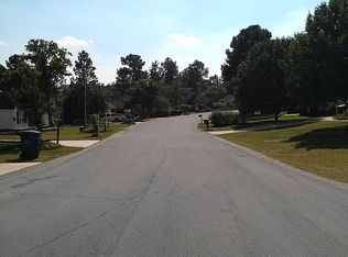 130 Hickman Ct, Raeford, NC 28376