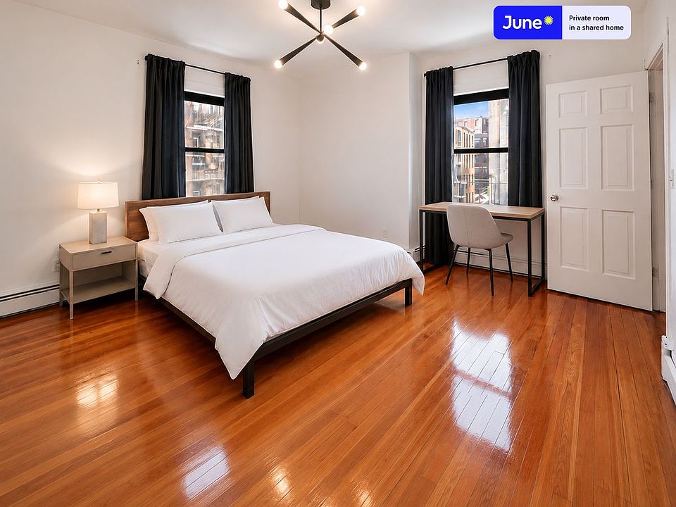 1st image of 132 Chiswick Rd #2D