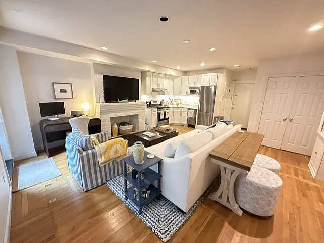 233 Beacon St #2 — Photo 20