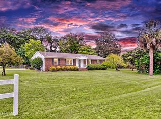 103 Garden Place Dr, Castle Hayne, NC 28429