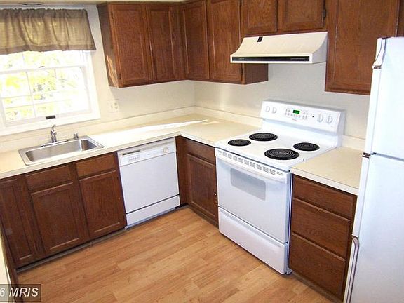 3rd image of 1073 Wingate Ct Unit G-6