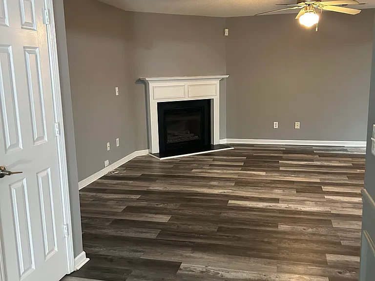 5536 Bluegrass Dr — Photo 9