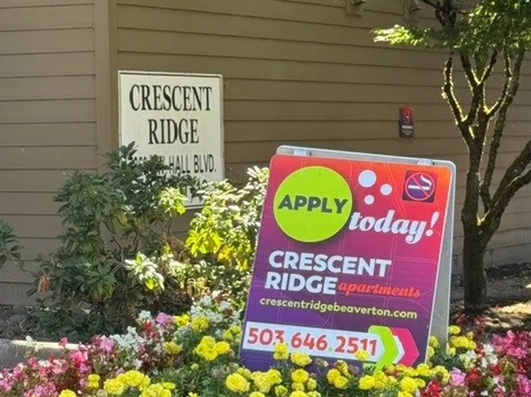 Crescent Ridge