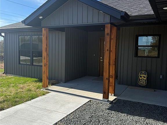5th image of 1801 Vadie Ave