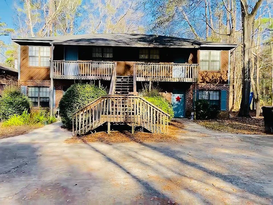 1st image of 3202 Ginger Dr