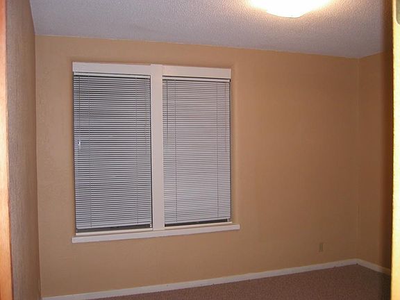 5th image of 104 E Liberty St APT 2