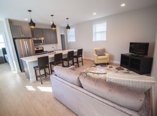 4526 Olive St APT D, Saint Louis, MO 63108