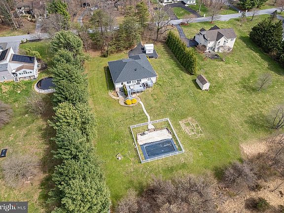 2nd image of 316 Delight Meadows Rd