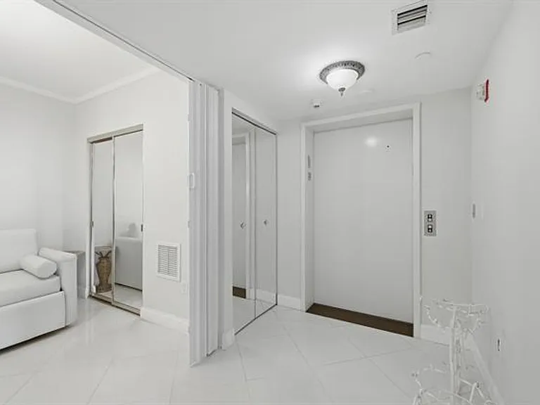 9595 Collins Ave #N3-F — Photo 14