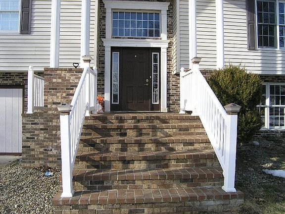 2nd image of 2411 Water St