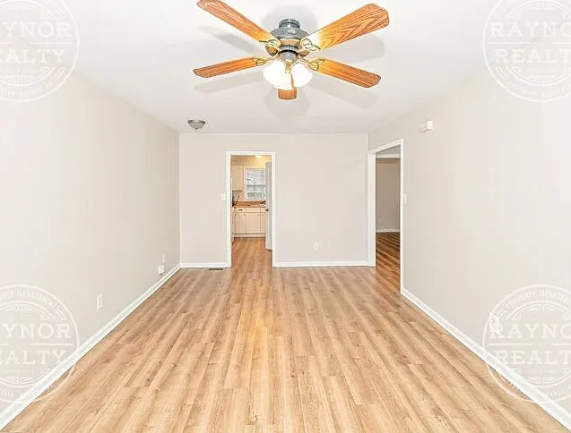 2102 W Knox St #B — Photo 6