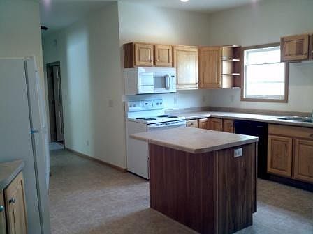 2nd image of 1218 Graham Ave APT 1
