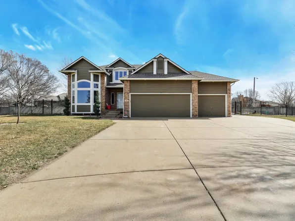 23 Taylor Ave, Augusta, KS 67010