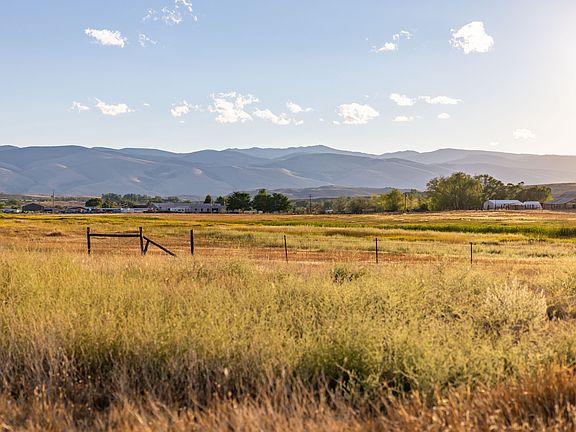 4th image of 60 Ridge Rd