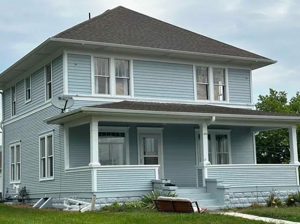 304 11th St, Corning, IA 50841