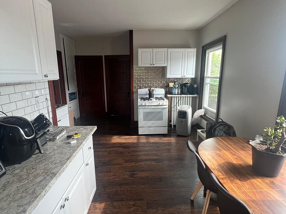 5 Pleasant Ave, Lancaster, NY 14086 Zillow