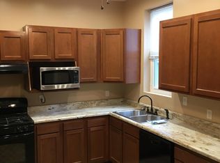 215 1/2 Fulton St, Wheeling, WV 26003