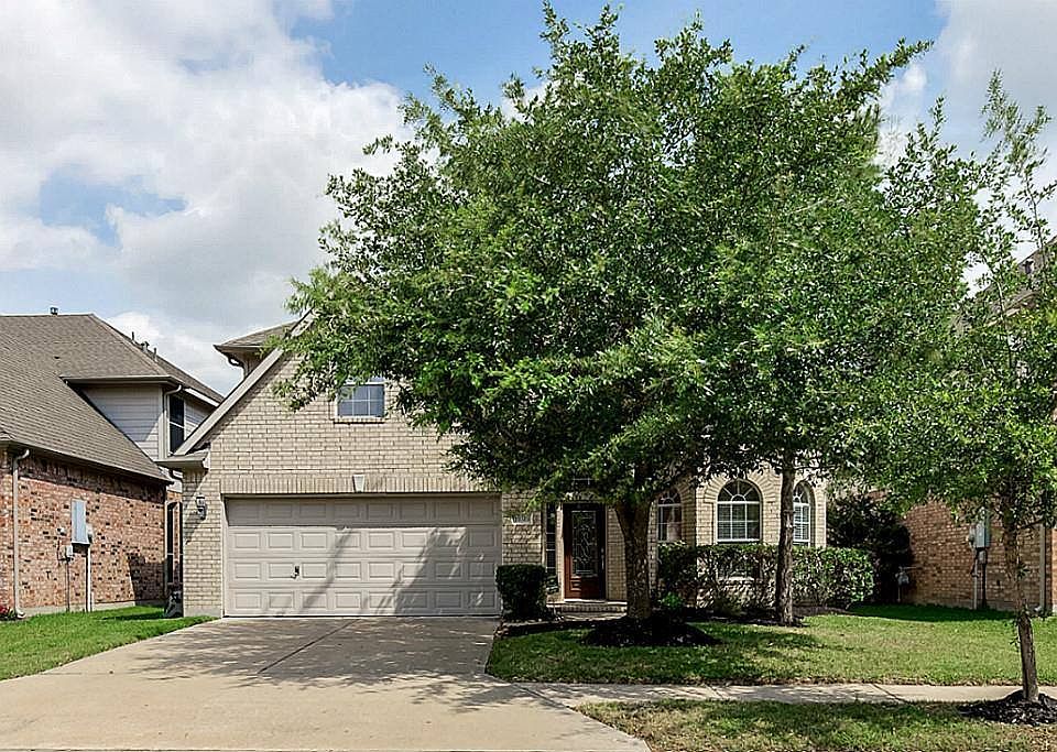 1st image of 10319 Lyndon Meadows Dr