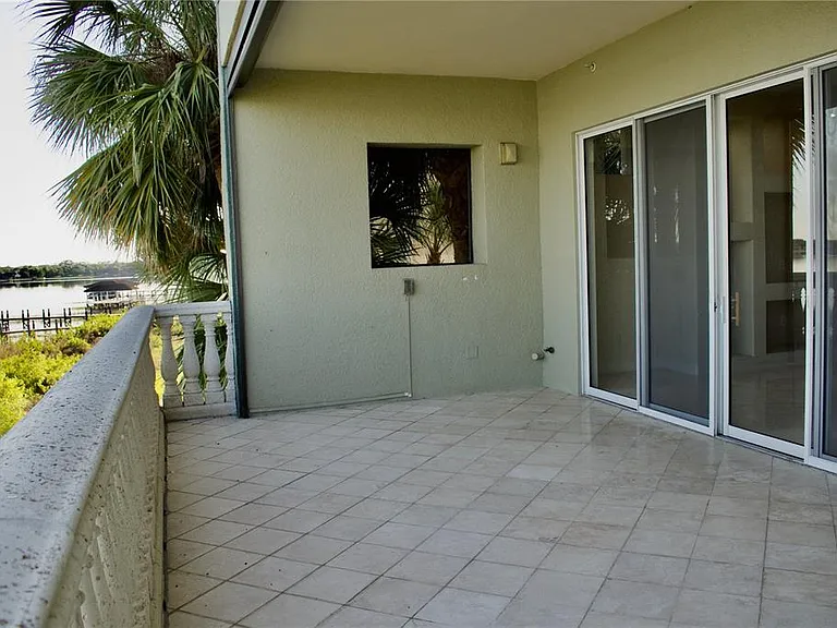 8761 The Esplanade #6 — Photo 14