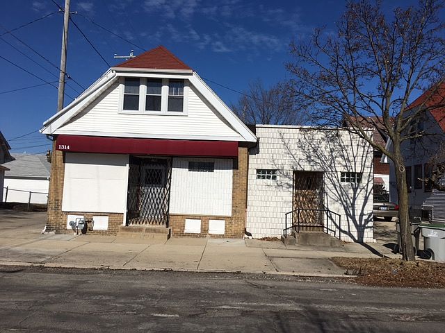 2nd image of 4203 N 13th St