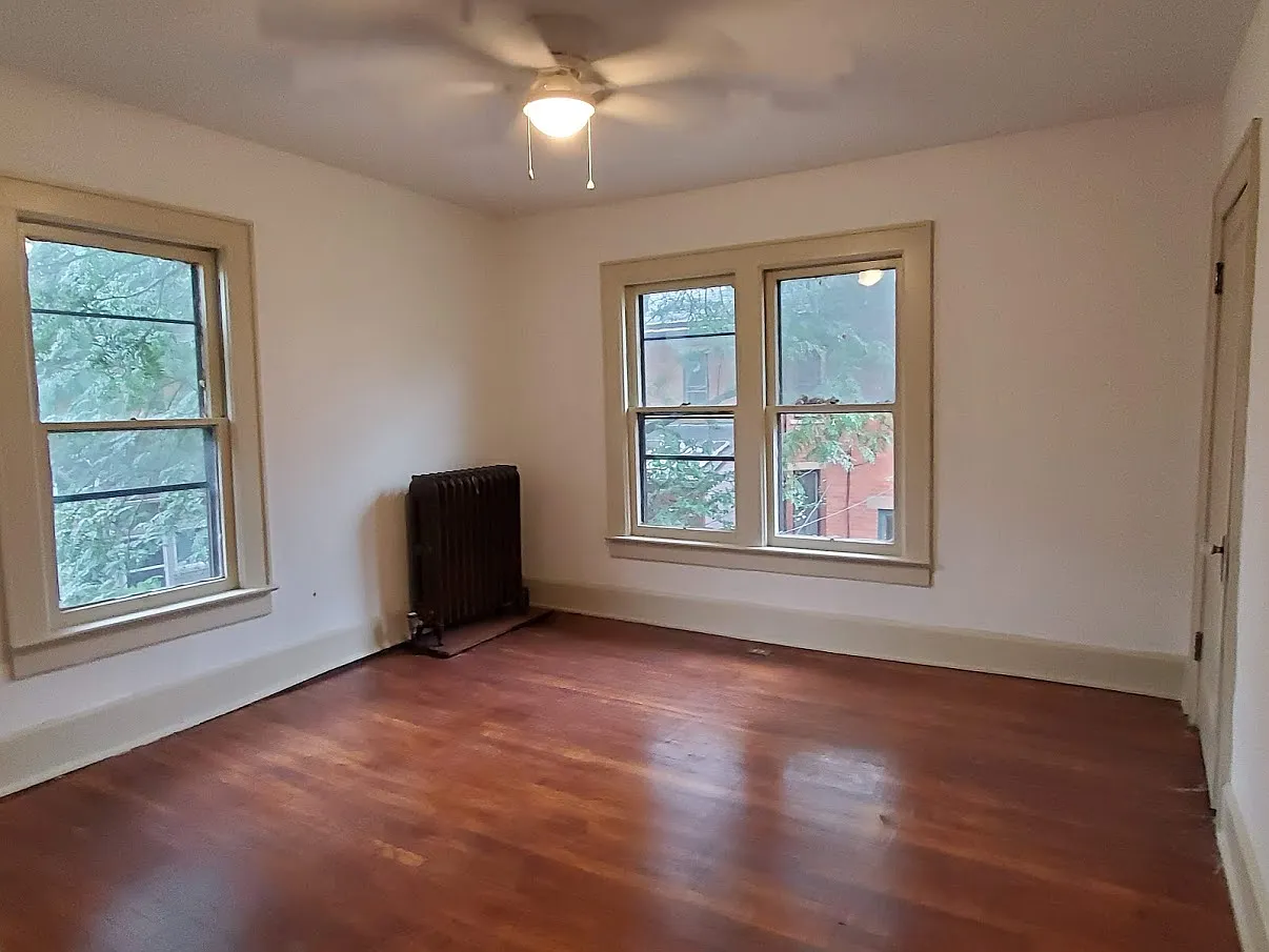 4 bed, 1.5 bath, 2081 sqft, $2,750 — Photo 3