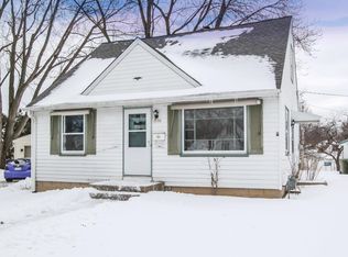 6139 W Stack Ct, Milwaukee, WI 53219