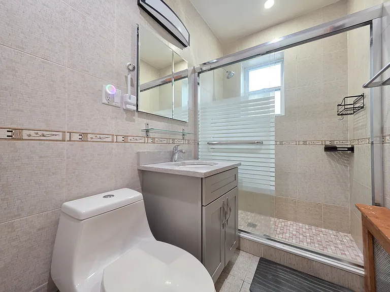 1650 Dahill Rd #2 — Photo 9
